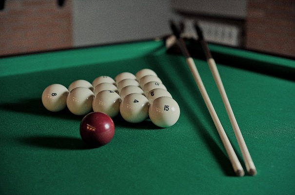 Игра в бильярд Красноярск.Ultra Подарки. Игра в бильярд Красноярск. Попробуйте настоящий бильярд, в бильярдном клубе. Сервис: UltraPodarki.ru 8 800 505 95 30. Игра в бильярд, игра в бильярд Красноярск, русский бильярд, русский бильярд Красноярск, бильярдный клуб, бильярдный клуб Красноярск, бильярд Красноярск, купить бильярд Красноярск