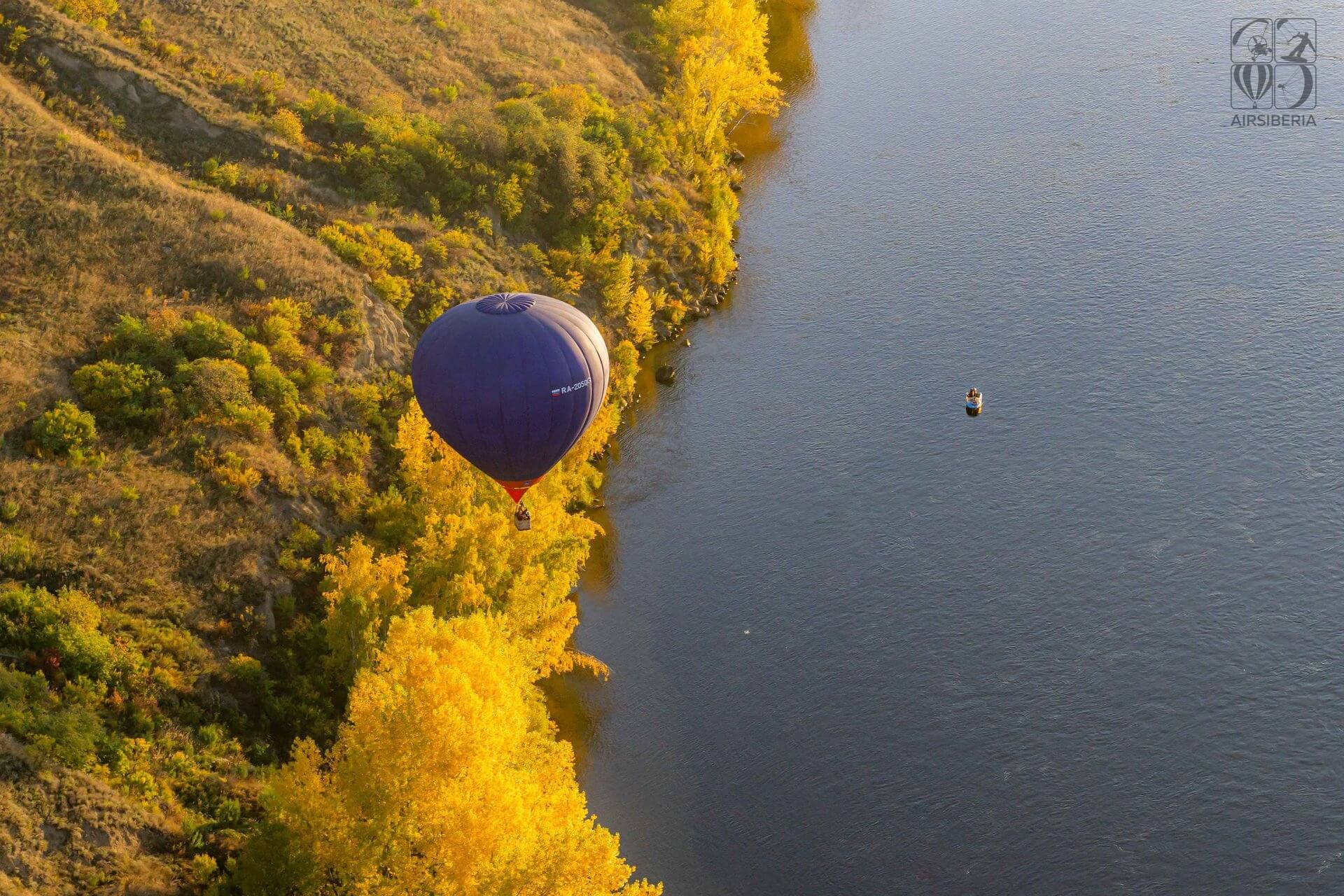 Полёт на воздушном шаре над озером