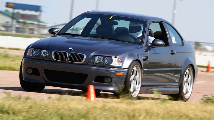 Контраварийное вождение в Красноярске. Ultra Подарки. Купить уроки контраварийного вождения в Красноярске. Научитесь водить машину в любых условиях! Сервис UltraPodarki.ru 8 800 505 95 30. Контраварийное вождение Красноярск, контраварийное вождение, экстремальное вождение Красноярск, экстремальное вождение, обучение вождению Красноярск, обучение вождению, вождение Красноярск, вождение,  курс вождения Красноярск, курс вождения, курсы экстремальное вождения Красноярск, курсы экстремального вождения, обучение в автошколе Красноярск, обучение в автошколе