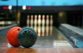 Игра в боулинг в Красноярске.Ultra Подарки. Игра в боулинг в Красноярске. Сервис: UltraPodarki.ru 8 800 505 95 30. Игра в боулинг, игра в боулинг Красноярск, боулинг Красноярск, купить боулинг Красноярск, играть в боулинг, играть в боулинг Красноярск