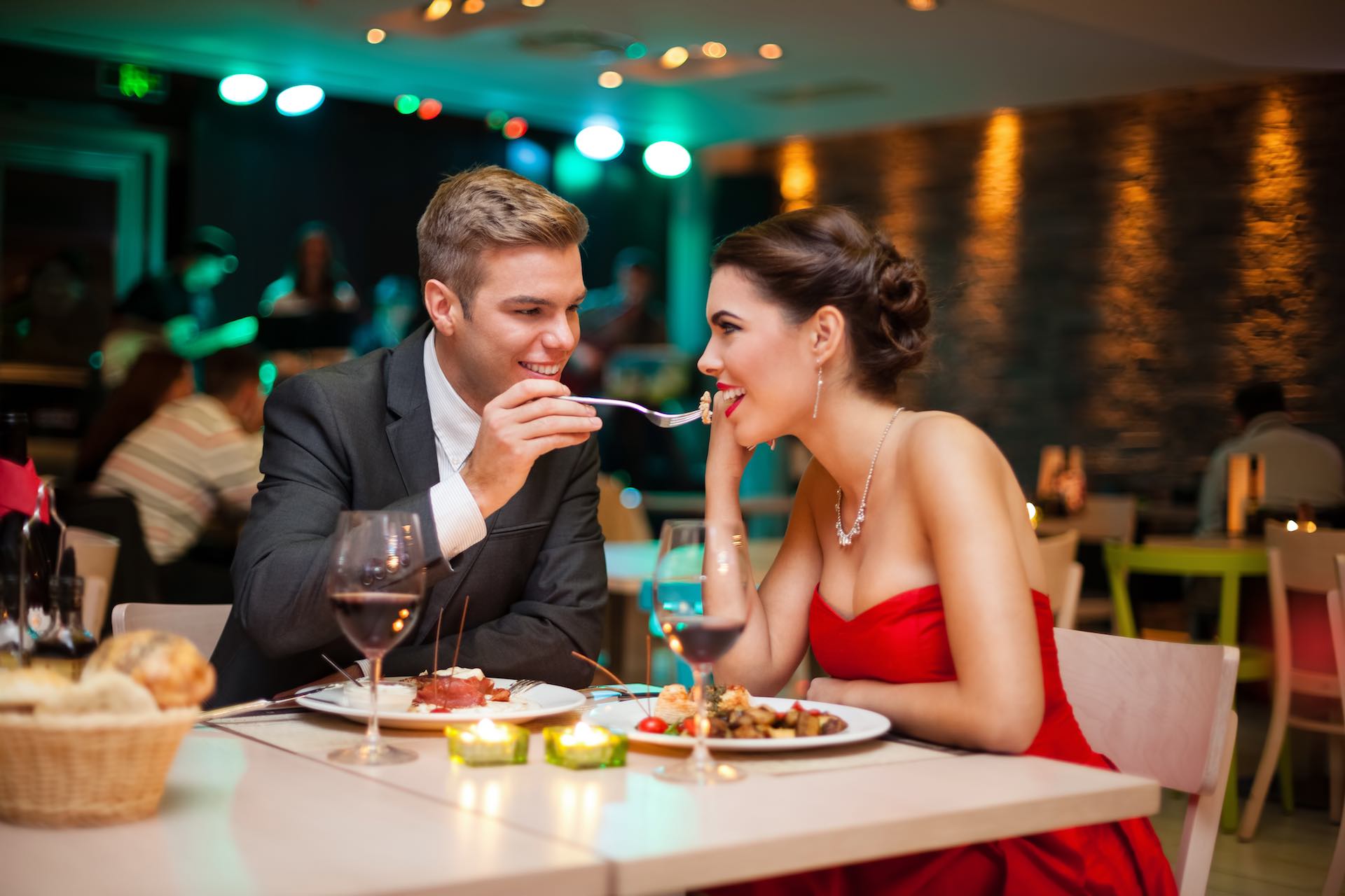 Романтическое свидание в ресторане в Красноярске