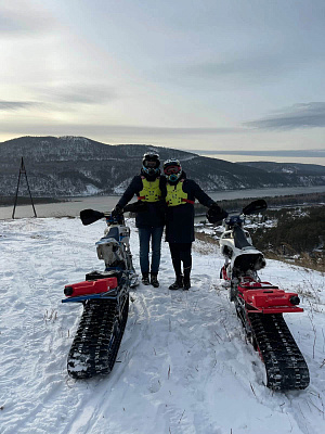 Катание на мотоцикле в Красноярске. ULTRA ПОДАРКИ. Купить катание на мотоцикле в Красноярске. Попробовав езду на мотоциклах, вы получите порцию адреналина и невероятные эмоции. Сервис: UltraPodarki.ru 8 800 505 95 30.. Катание на мотоцикле в Красноярске, прокат мотоциклов Красноярск, катание на мотоциклах, прокат мотоцикла, езда на мотоцикле Красноярск, езда на мотоцикле, мотопрогулка Красноярск, мотопрогулка