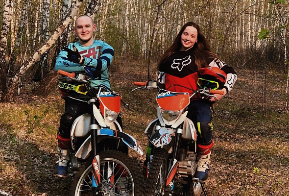 Катание на мотоцикле в Красноярске. ULTRA ПОДАРКИ. Купить катание на мотоцикле в Красноярске. Попробовав езду на мотоциклах, вы получите порцию адреналина и невероятные эмоции. Сервис: UltraPodarki.ru 8 800 505 95 30.. Катание на мотоцикле в Красноярске, прокат мотоциклов Красноярск, катание на мотоциклах, прокат мотоцикла, езда на мотоцикле Красноярск, езда на мотоцикле, мотопрогулка Красноярск, мотопрогулка, поездки на байке, личный мотоцикл, катание на мотоцикле, мотоциклетный шлем, увлечение поездками на мотоцикле, пристрастие к мотоциклам, сертификат на поездку на мотоцикле, прокатиться на мотоцикле, мото-транспорт, мото-треки, мото-поездки, езда на мотоцикле в Красноярске, катание на мотоцикле в Красноярске, мотоклуб в Красноярске