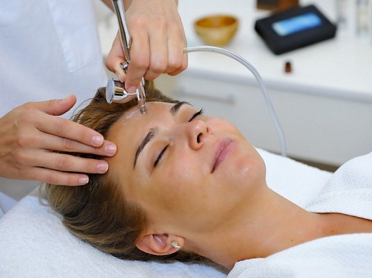 Пилинг лица. Ultra Подарки Красноярск. Подарочный сертификат на натуральную пилинг лица. Ultra Подарки Красноярск. 8 800-505-9503. Пилинг лица  #вМоскве#, чистка лица, очищение лица, химический пилинг