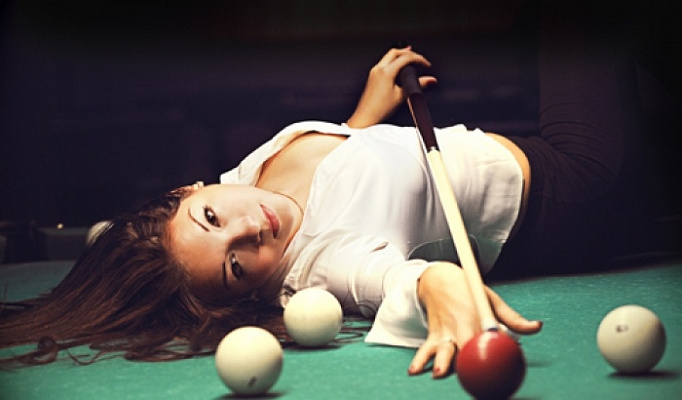 Игра в бильярд Красноярск.Ultra Подарки. Игра в бильярд Красноярск. Попробуйте настоящий бильярд, в бильярдном клубе. Сервис: UltraPodarki.ru 8 800 505 95 30. Игра в бильярд, игра в бильярд Красноярск, русский бильярд, русский бильярд Красноярск, бильярдный клуб, бильярдный клуб Красноярск, бильярд Красноярск, купить бильярд Красноярск