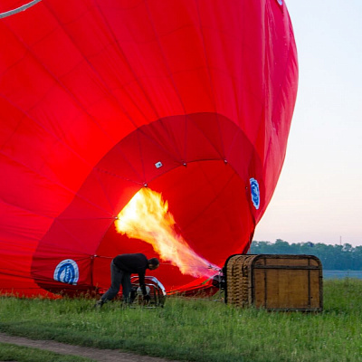 Романтическое свидание на воздушном шаре в Красноярске. Ultra Подарки. Купить романтическое свидание на воздушном шаре в Красноярске. Подарите самым близким незабываемые моменты и признайтесь в искренних чувствах. Сервис UltraPodarki.ru 8-800-505-95-30. Романтическое свидание на воздушном шаре в Красноярске, свидание в Красноярске, свидание на воздушном шаре, сертификат на свидание на воздушном шаре, сертификат на свидание в Красноярске, купить свидание, купить свидание Красноярск, первое свидание, девушка свидание, воздушный шар, полет на воздушном шаре