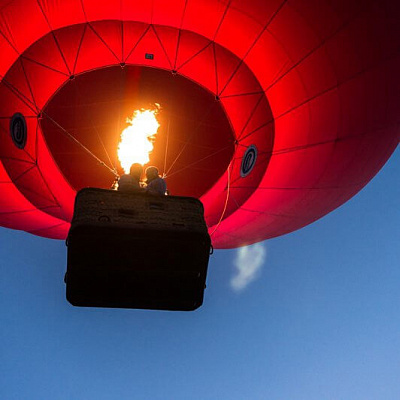Романтическое свидание на воздушном шаре в Красноярске. Ultra Подарки. Купить романтическое свидание на воздушном шаре в Красноярске. Подарите самым близким незабываемые моменты и признайтесь в искренних чувствах. Сервис UltraPodarki.ru 8-800-505-95-30. Романтическое свидание на воздушном шаре в Красноярске, свидание в Красноярске, свидание на воздушном шаре, сертификат на свидание на воздушном шаре, сертификат на свидание в Красноярске, купить свидание, купить свидание Красноярск, первое свидание, девушка свидание, воздушный шар, полет на воздушном шаре
